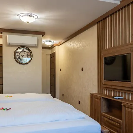 хотел-механа кедър 招待所 3*