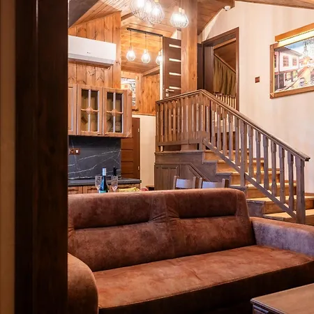 хотел-механа кедър 招待所 阿巴纳西